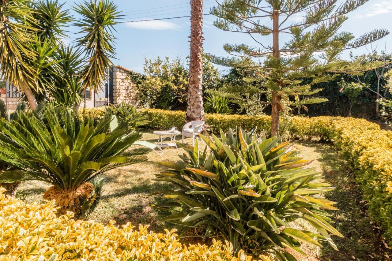 Villa Rosa Near The Sandy Beach, Parking & Wifi Noto Exterior foto
